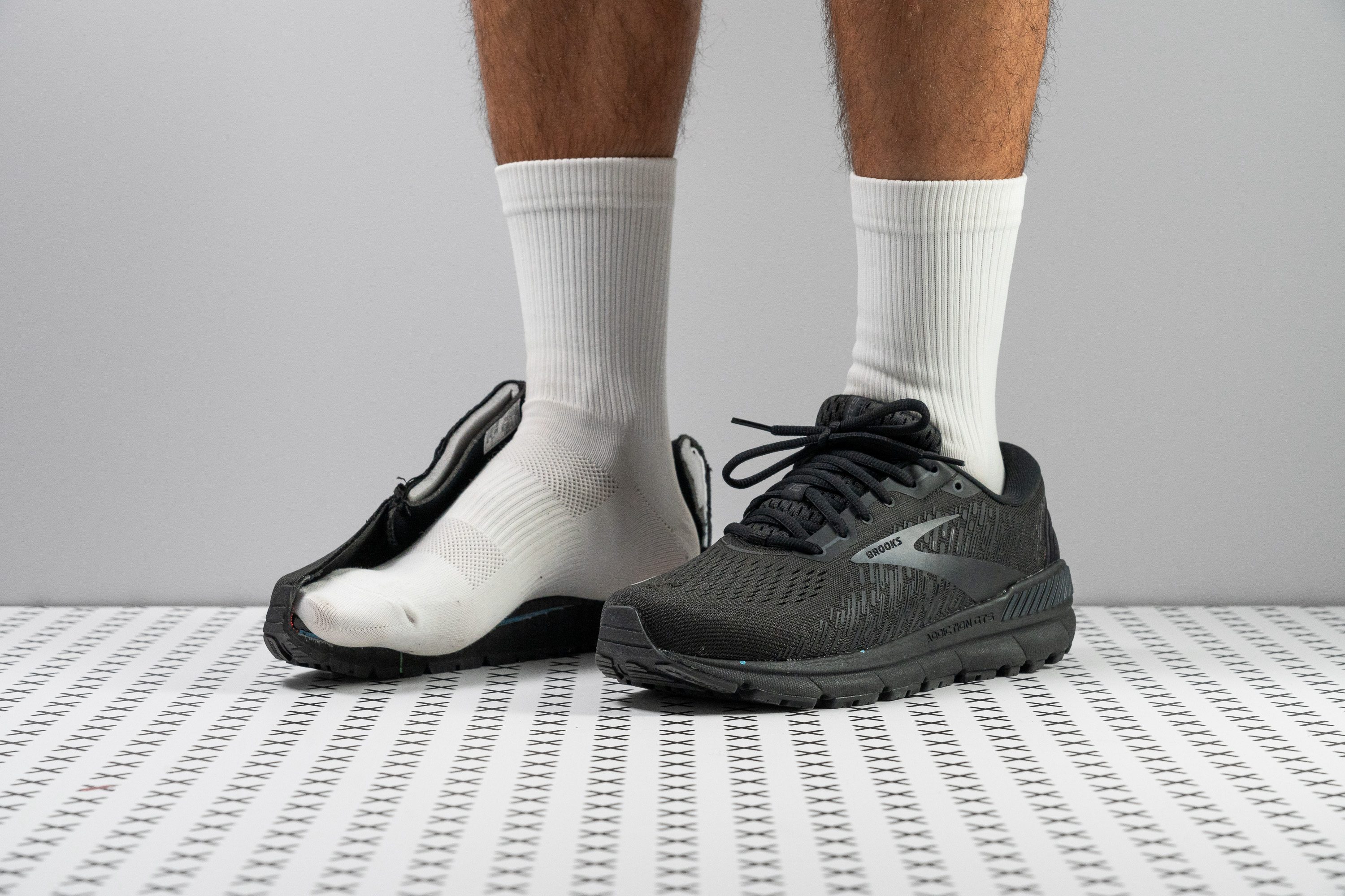 Brooks Addiction GTS 16